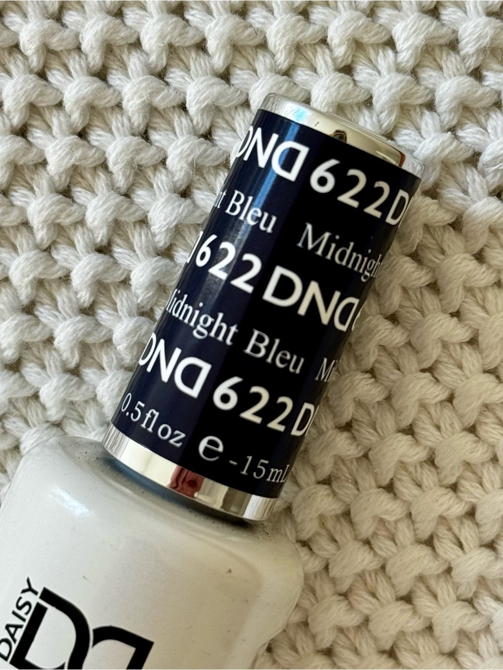 NWOT Set of 3 Gel Nail Polish, Pink Shades & Blue – DND, Beetles & Salon Perfect - Picture 6 of 8